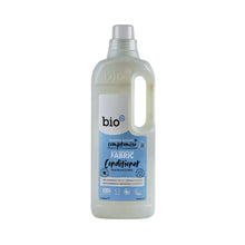 將圖片載入圖庫檢視器 Bio-D Extra Concentrated Fabric Conditioner - Fragrance Free 天然超濃縮無味抗敏柔順劑
