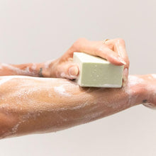 将图片加载到图库查看器,Ethique Body Cleanser - Lime & Lemongrass Solid Cream Body Cleanser 柠檬草青柠滋润沐浴芭
