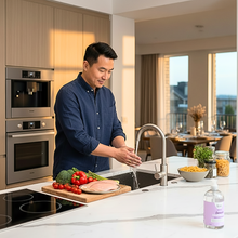 Load image into Gallery viewer, Bio-D Sanitising Geranium Grapefruit Handwash
