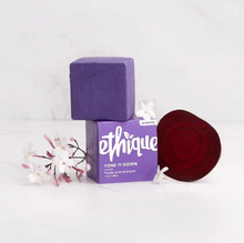 將圖片載入圖庫檢視器 Ethique Shampoo Bar - Tone It Down™ Brightening Purple Shampoo Bar 亮澤控色紫色洗髮芭
